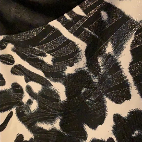 Dress Barn plus size 3x animal print top - Picture 3 of 3
